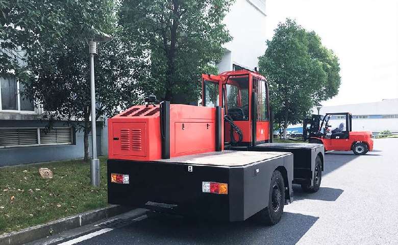 Дизельный вилочный погрузчик с противовесом